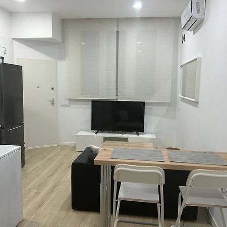 Estudio Avd. Velazquez مالقة المظهر الخارجي الصورة